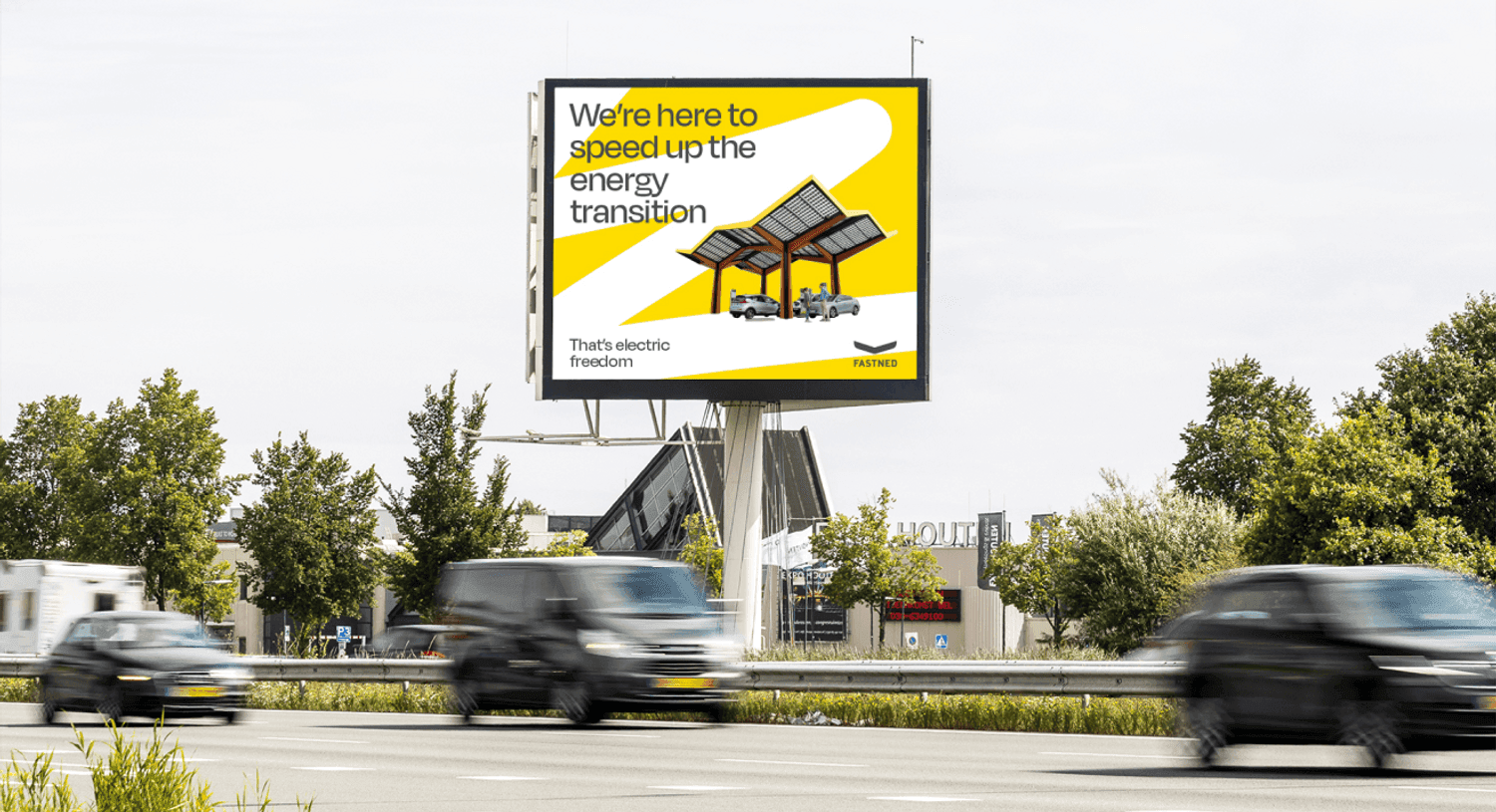 cars driving by a fastned sign, snelweg, poster