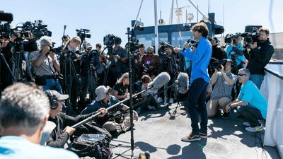 Boyan Slat geeft een persconferentie